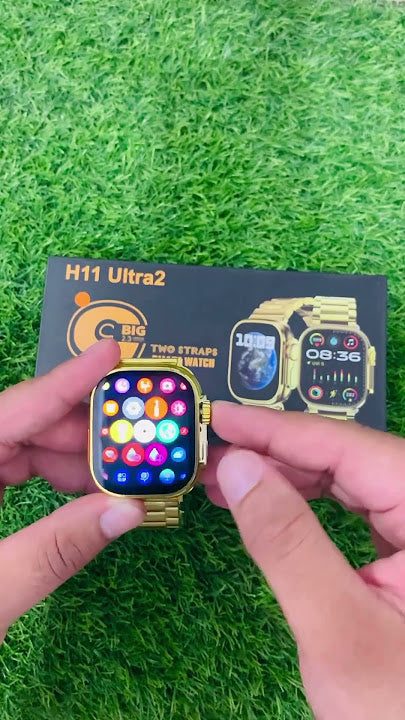 H11 Ultra2 Smartwatch – Gold and Black Straps